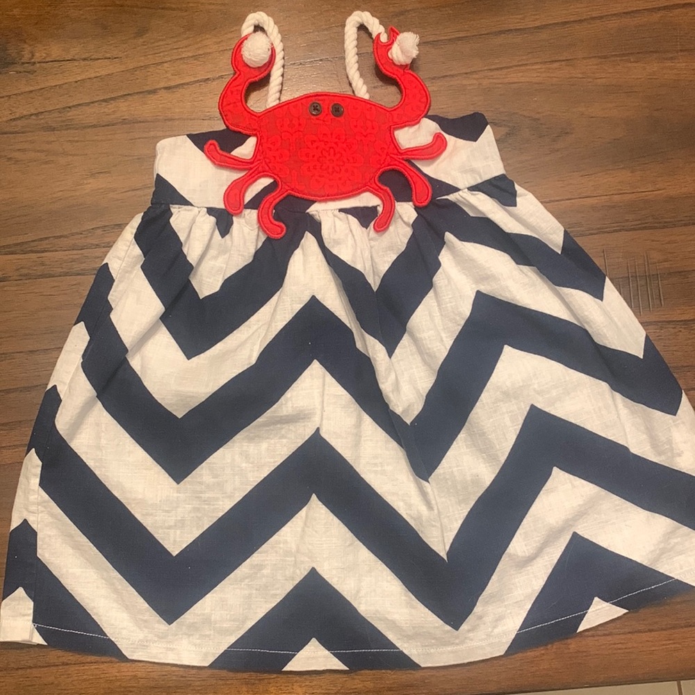 Mud pie 3T chevron crab dress.